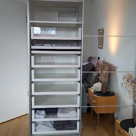 Either Private 2B2B Or Shared 1B1B, Luxury, Bright, Spacious Berlijn Kamer foto