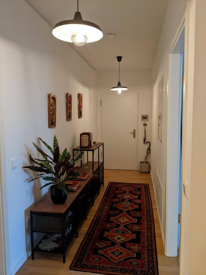Either Private 2b2b Or Shared 1b1b, Luxury, Bright, Spacious * Berlin