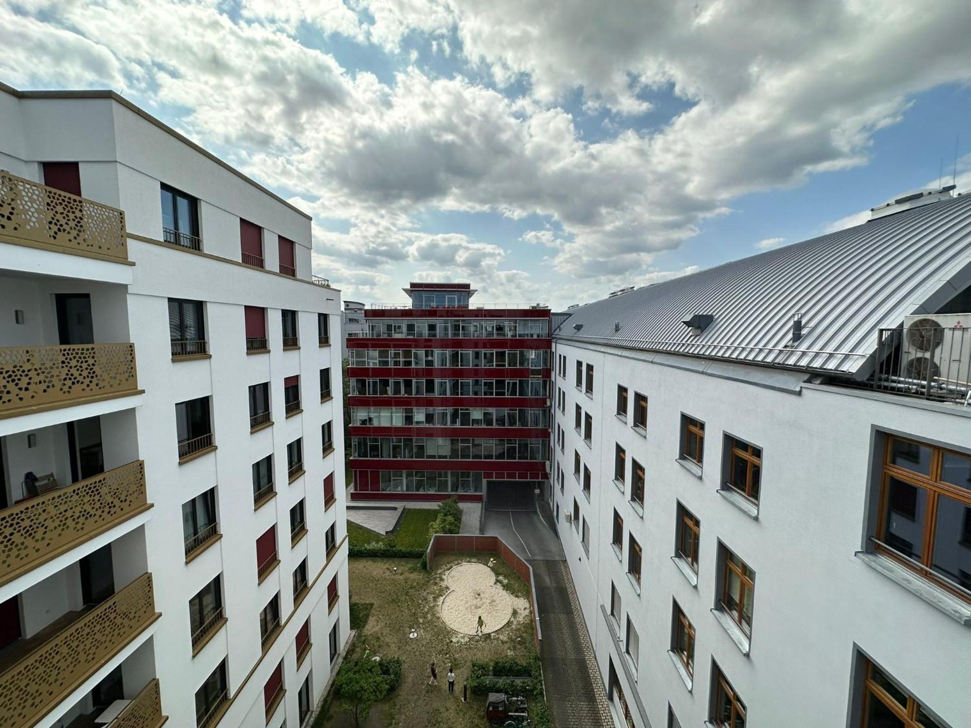 Apartment Either Private 2b2b Or Shared 1b1b, Luxury, Bright, Spacious *