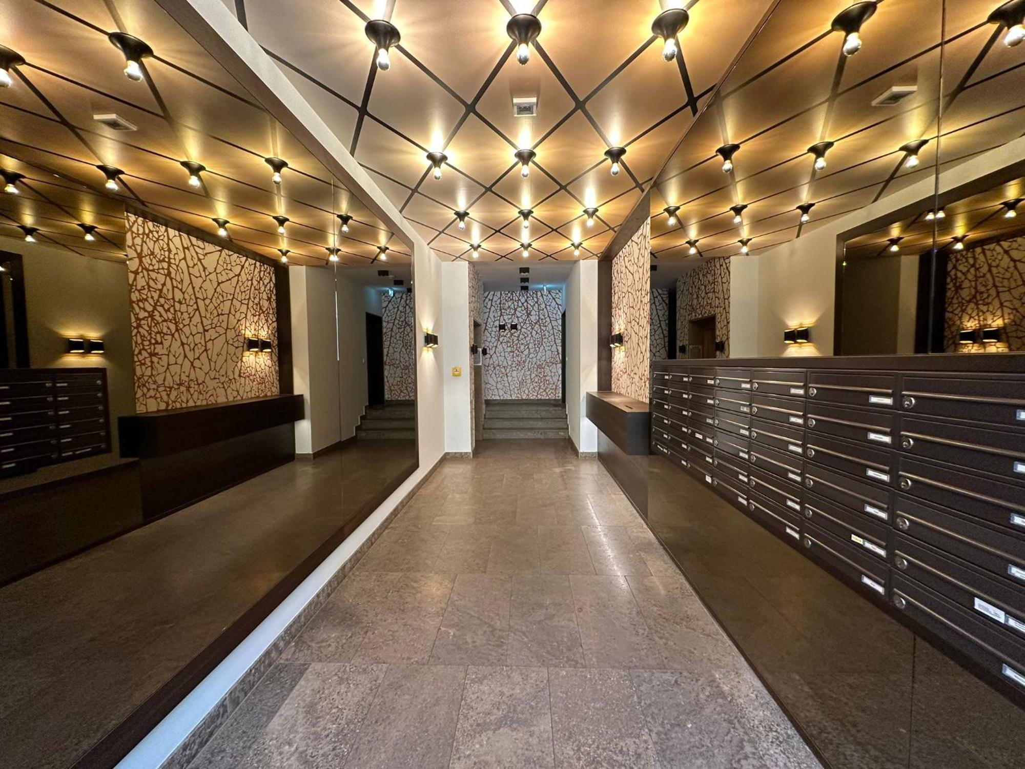 Either Private 2b2b Or Shared 1b1b, Luxury, Bright, Spacious Берлин